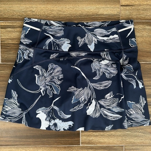 Athleta Navy Blue Floral Sonic Tennis Skort, S - Picture 12 of 14
